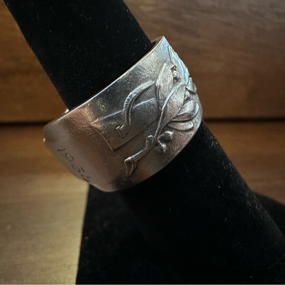1954 Rifle Spoon Ring - Picture 3 of 14